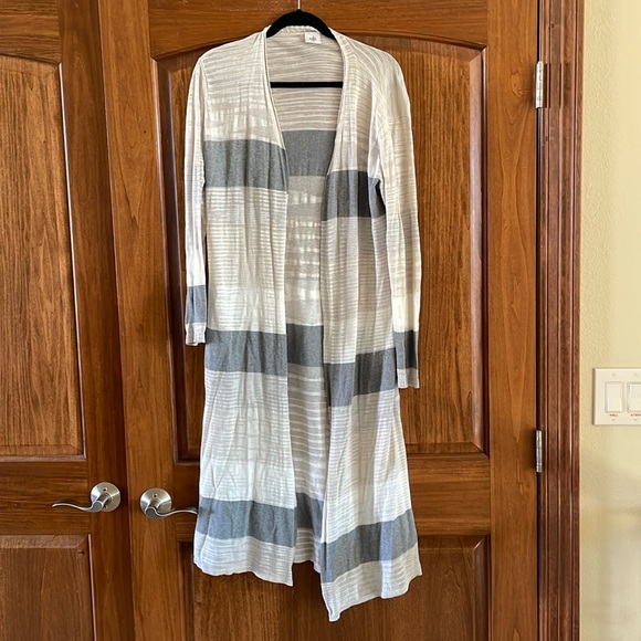 Cabi Vineyard Long Duster Sweater Cardigan Style 5018 Women's Size Medium - Picture 3 of 9